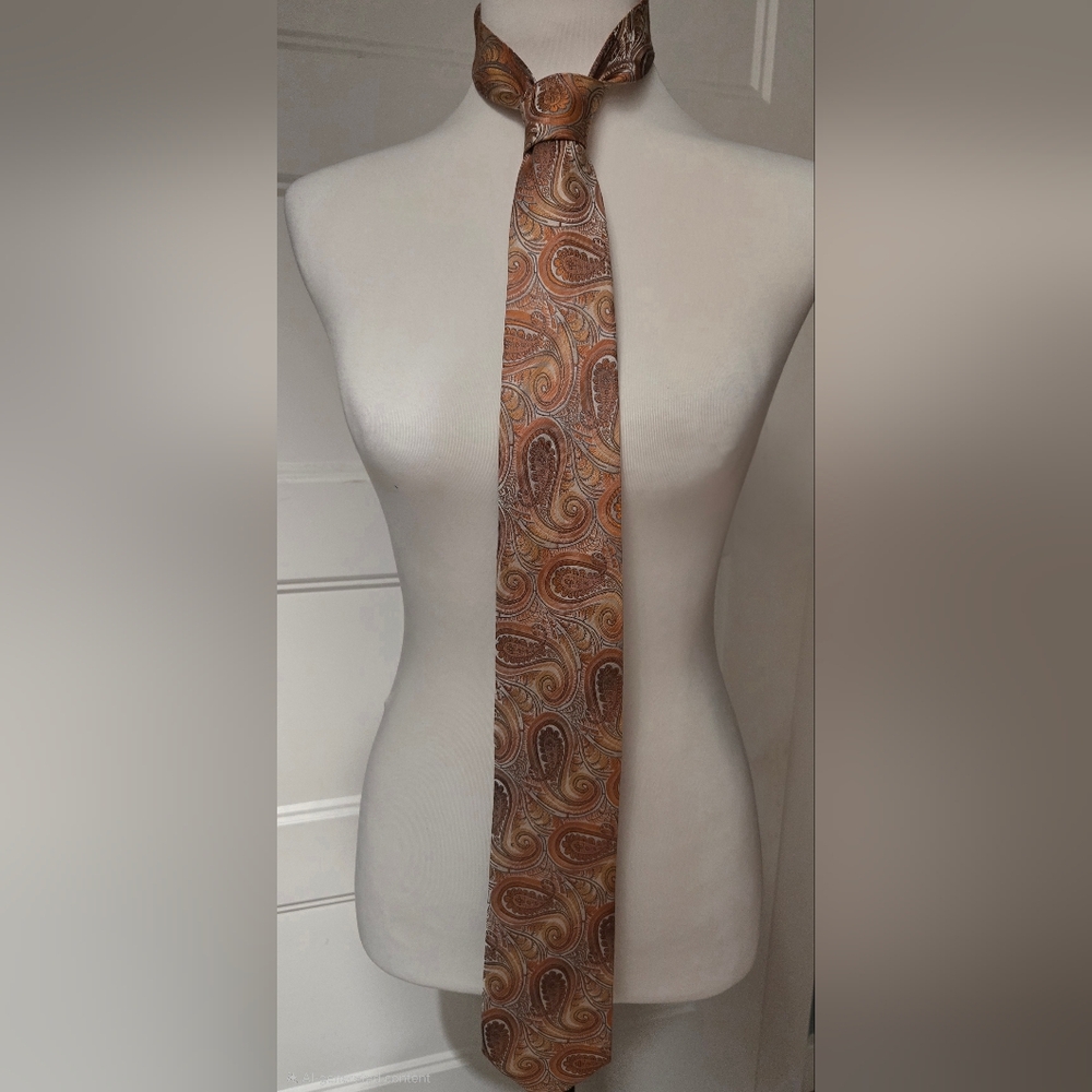 Vintage PAUL MALONE Paisley Silk Tie